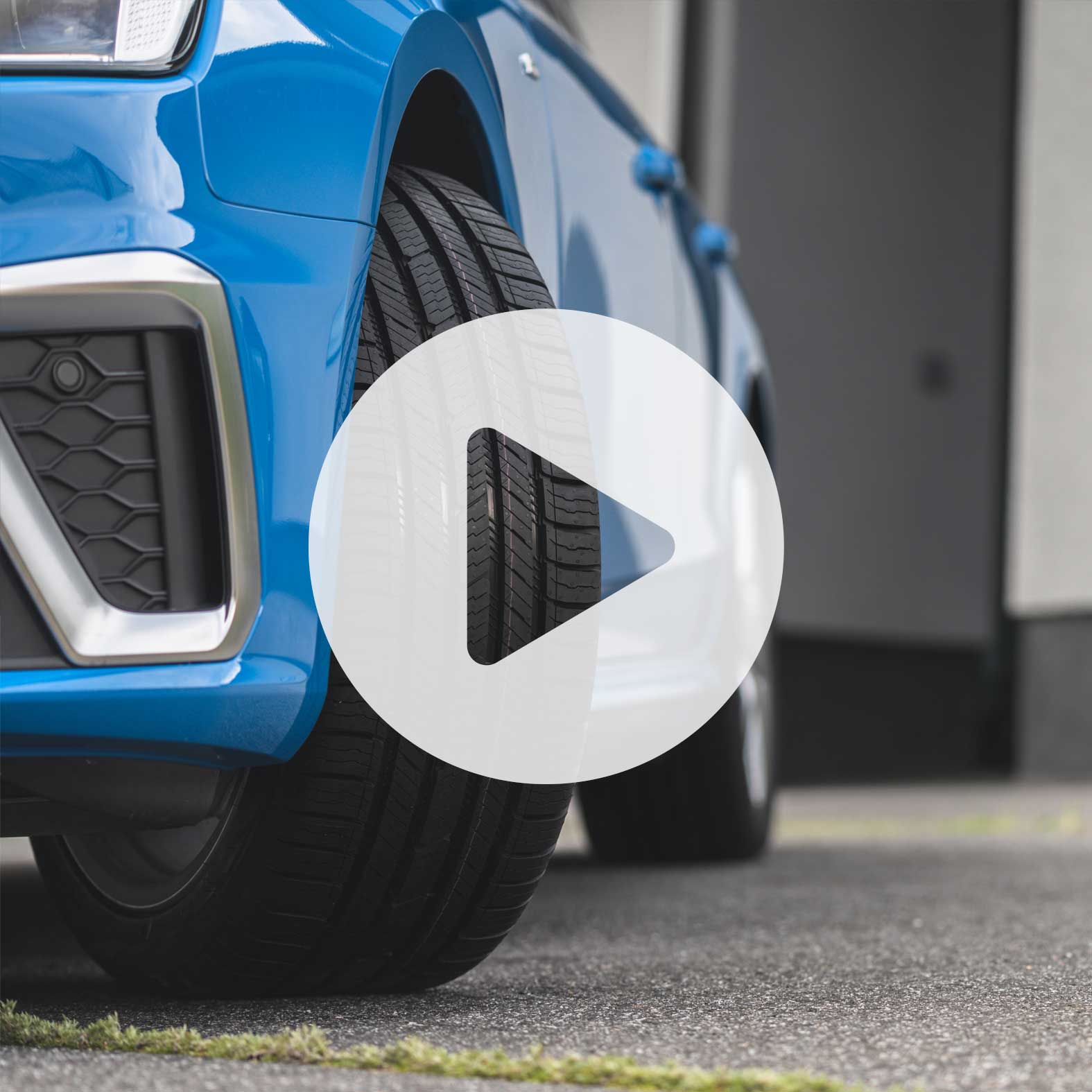 Product video thumbnail